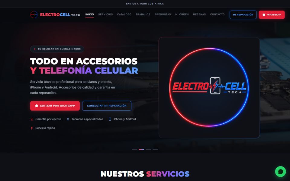 Portada del sitio de Electrocell CR con el titular «Todo en accesorios y telefonía celular», el logotipo luminoso del taller y los botones para cotizar por WhatsApp.